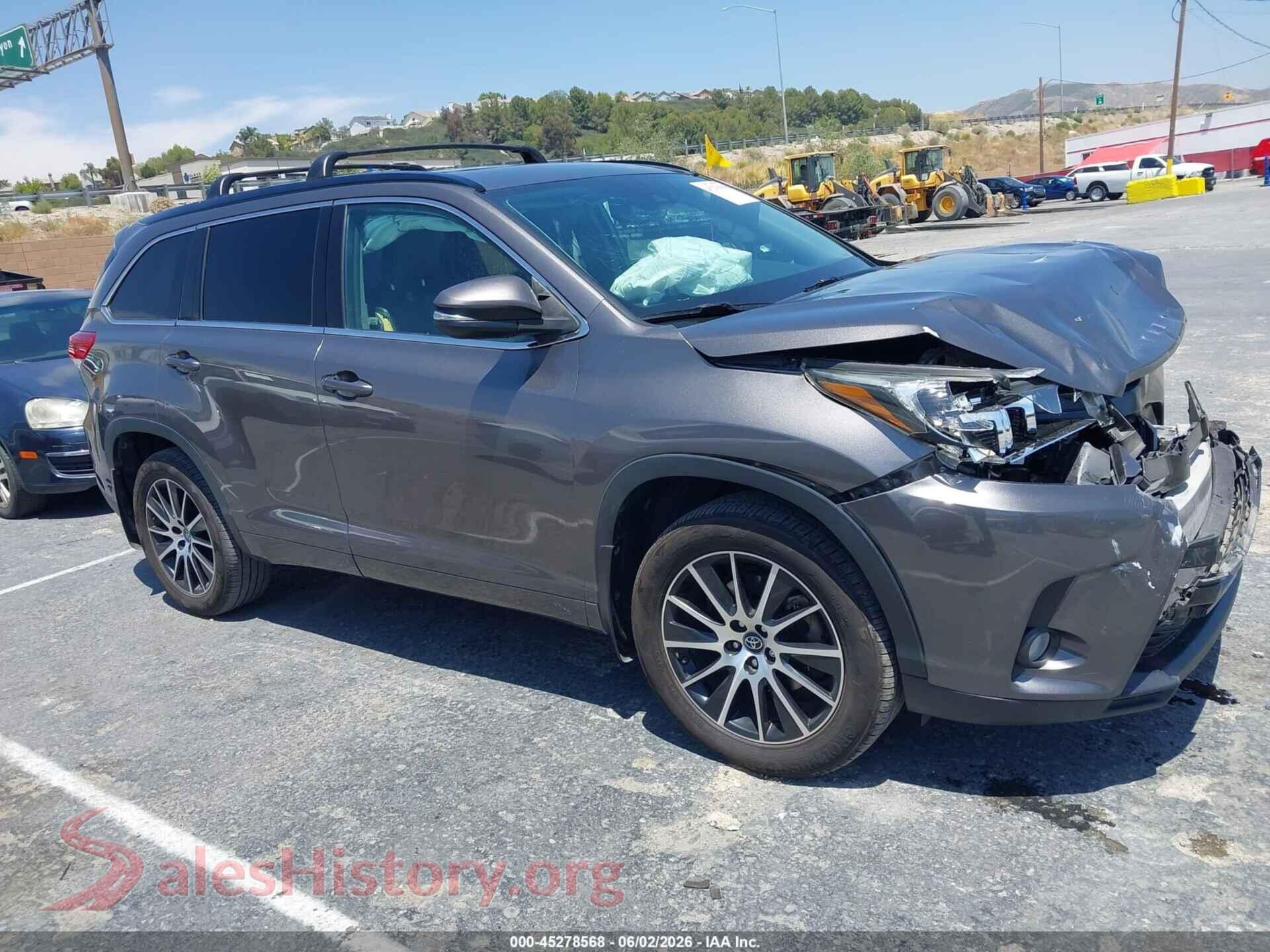 2018 TOYOTA HIGHLANDER VIN 5TDJZRFH5JS550157, auction photo 13