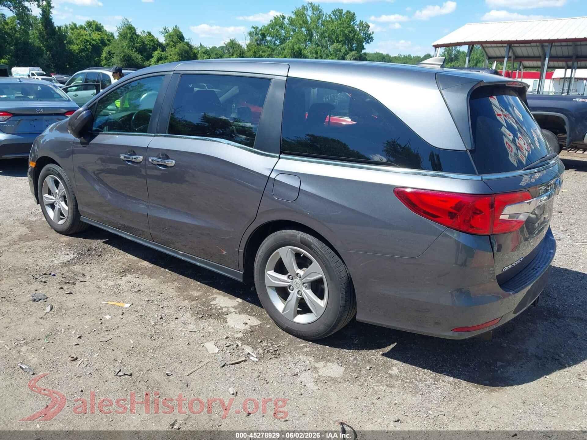2018 HONDA ODYSSEY VIN 5FNRL6H74JB079274, driver side view