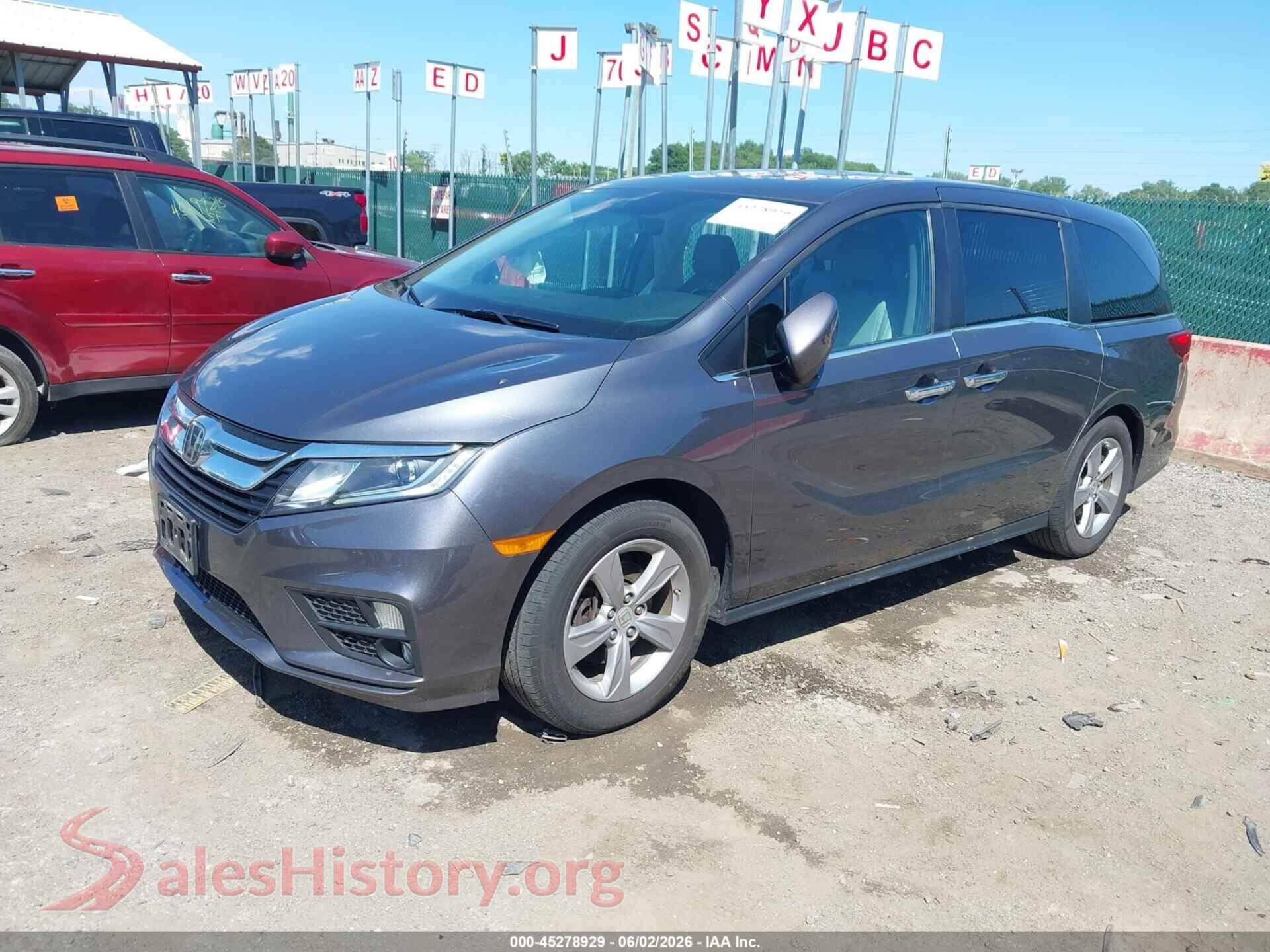 2018 HONDA ODYSSEY VIN 5FNRL6H74JB079274, front view
