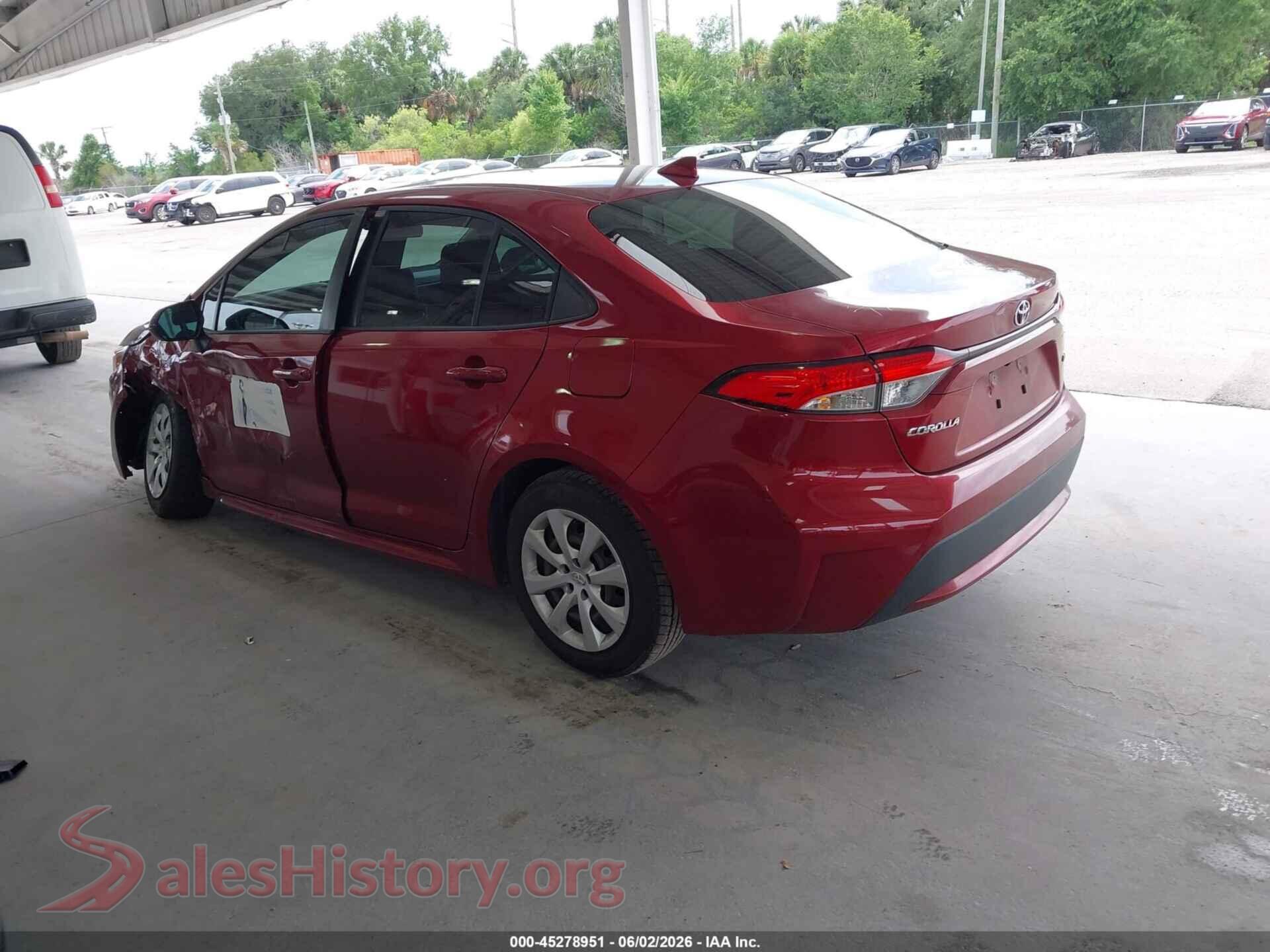 2022 TOYOTA COROLLA VIN JTDEPMAE2NJ214282, driver side view
