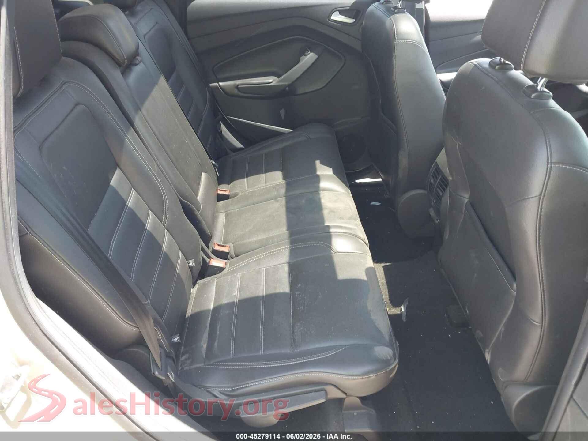 2017 FORD ESCAPE VIN 1FMCU9J95HUE66266, front passenger side