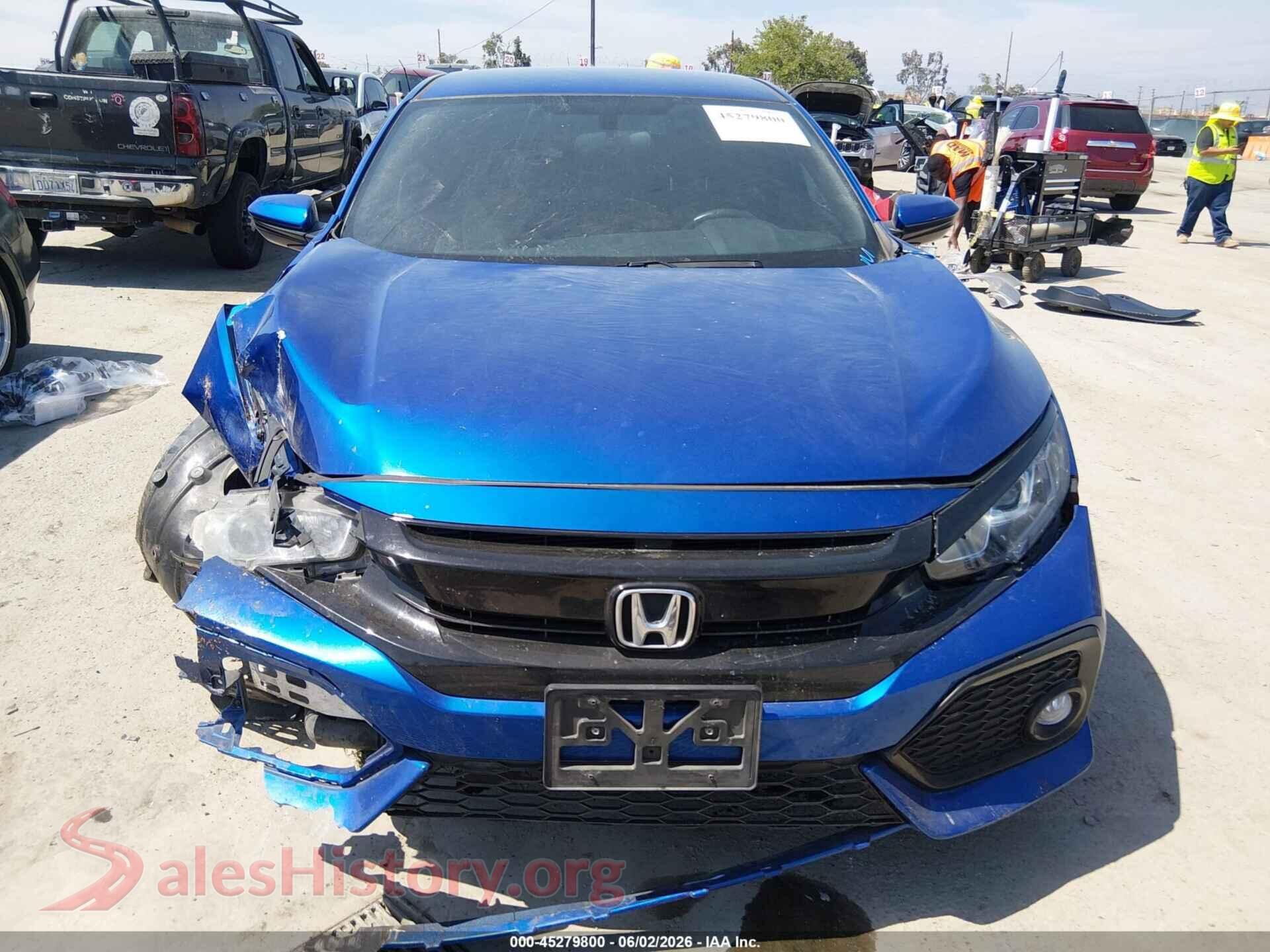 2017 HONDA CIVIC VIN SHHFK7H45HU405559, damage close-up