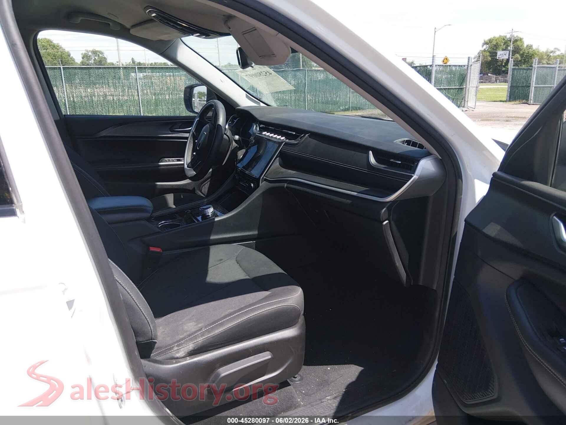 2023 JEEP GRAND CHEROKEE L VIN 1C4RJKAG4P8815180, rear view