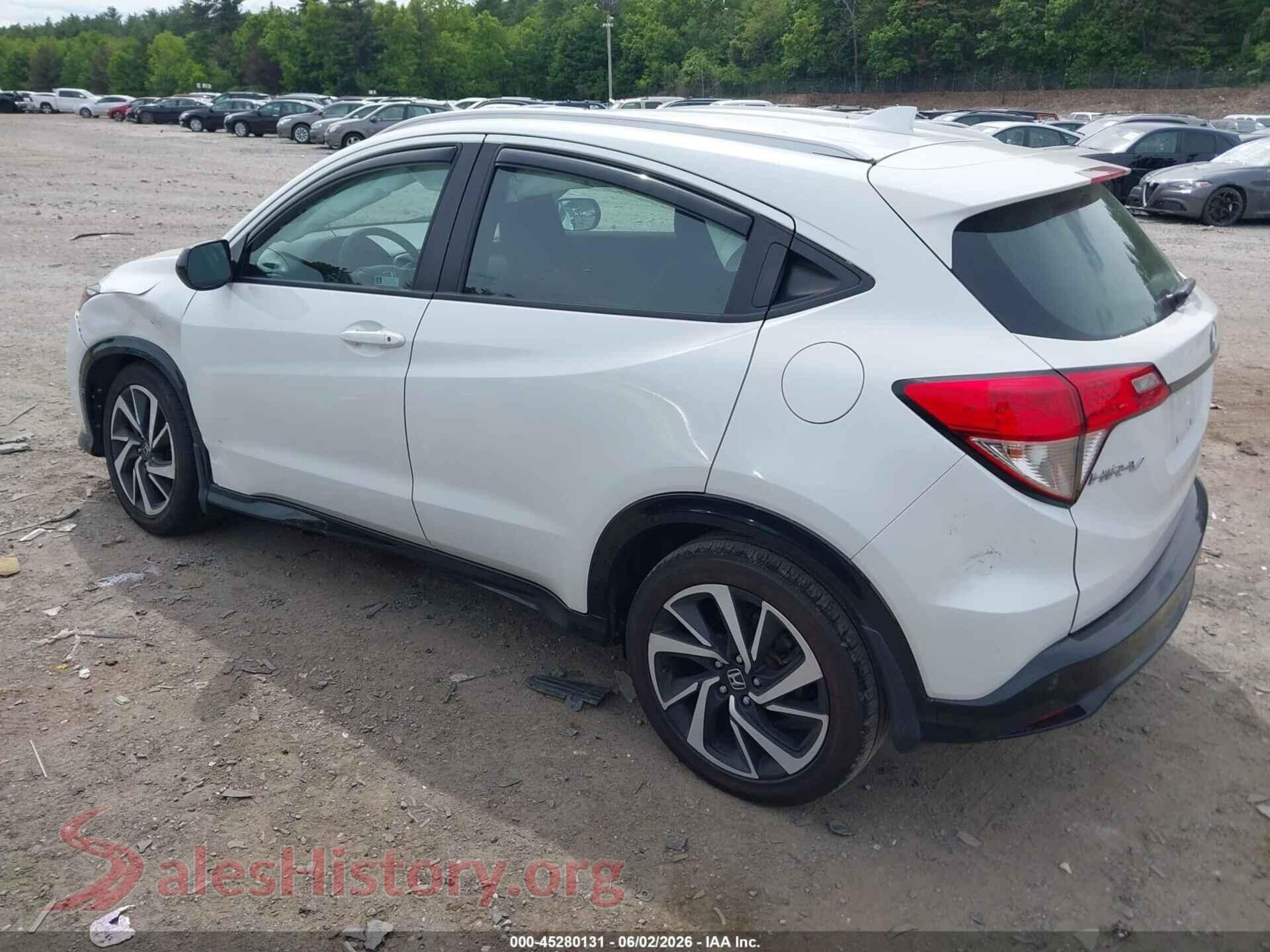 2020 HONDA HR-V VIN 3CZRU6H13LM703809, driver side view