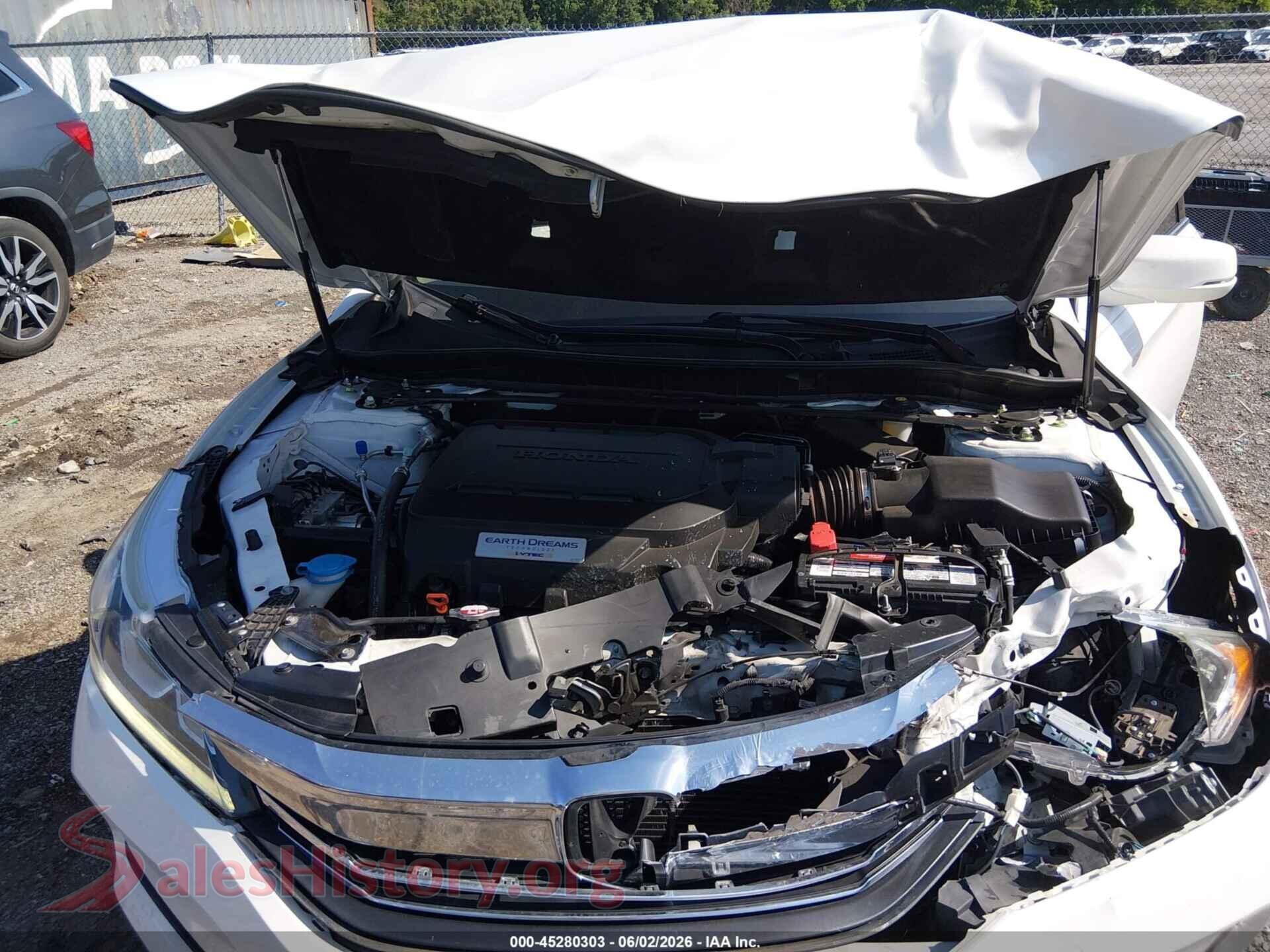 2017 HONDA ACCORD VIN 1HGCR3F85HA013108, interior dashboard