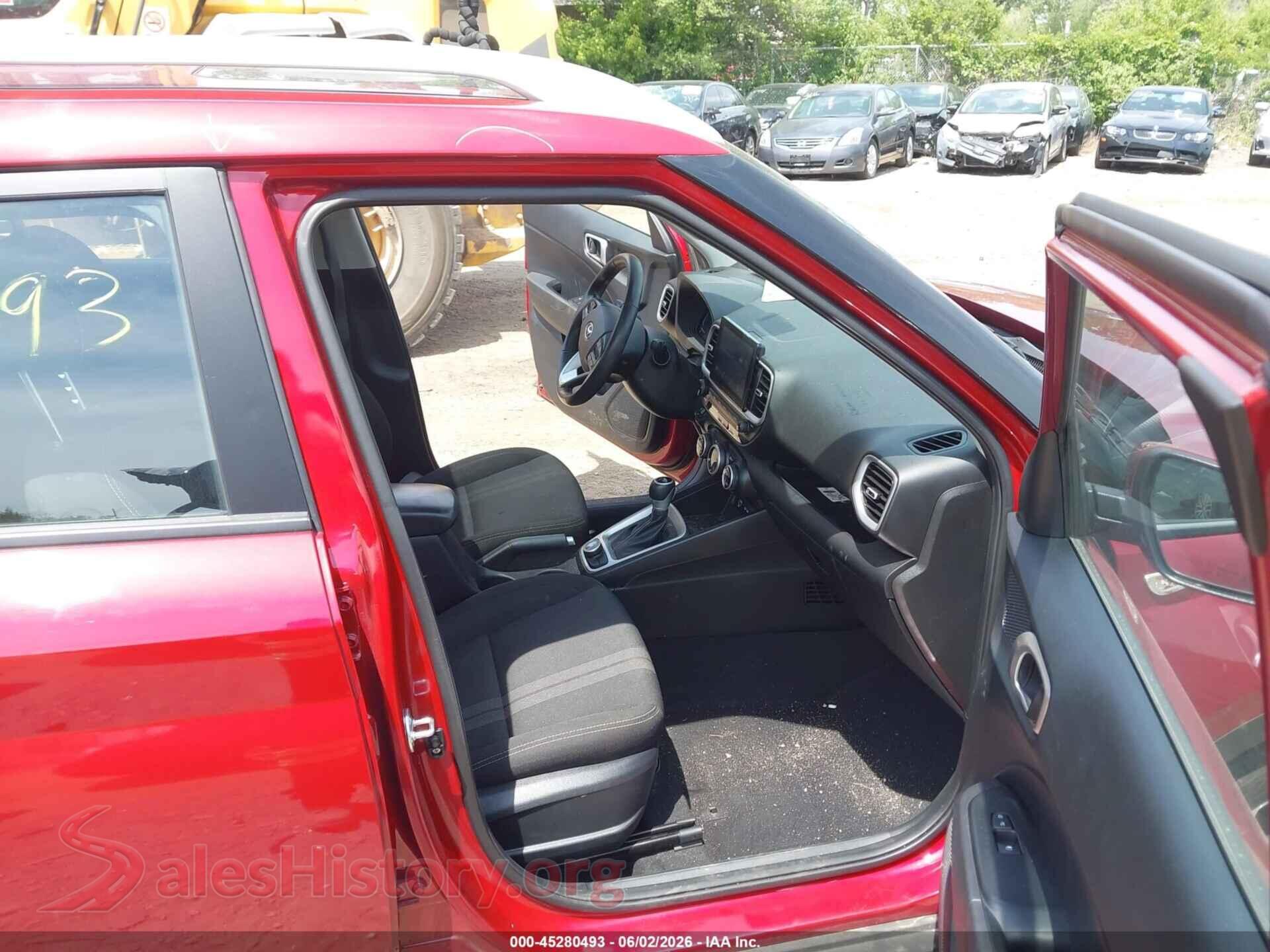 2025 HYUNDAI VENUE VIN KMHRC8A36SU409214, rear view