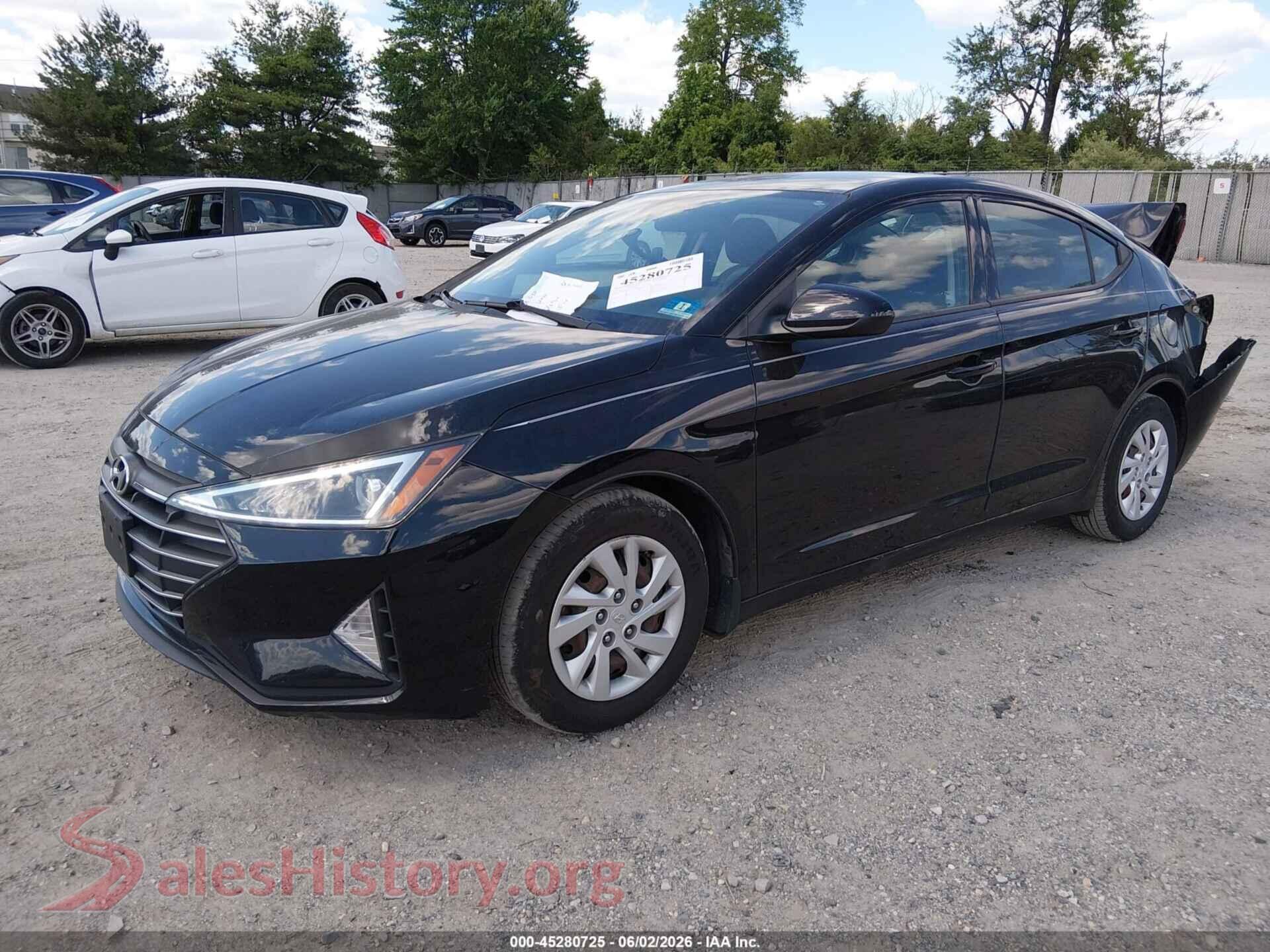 2020 HYUNDAI ELANTRA VIN 5NPD74LF4LH526241, front view