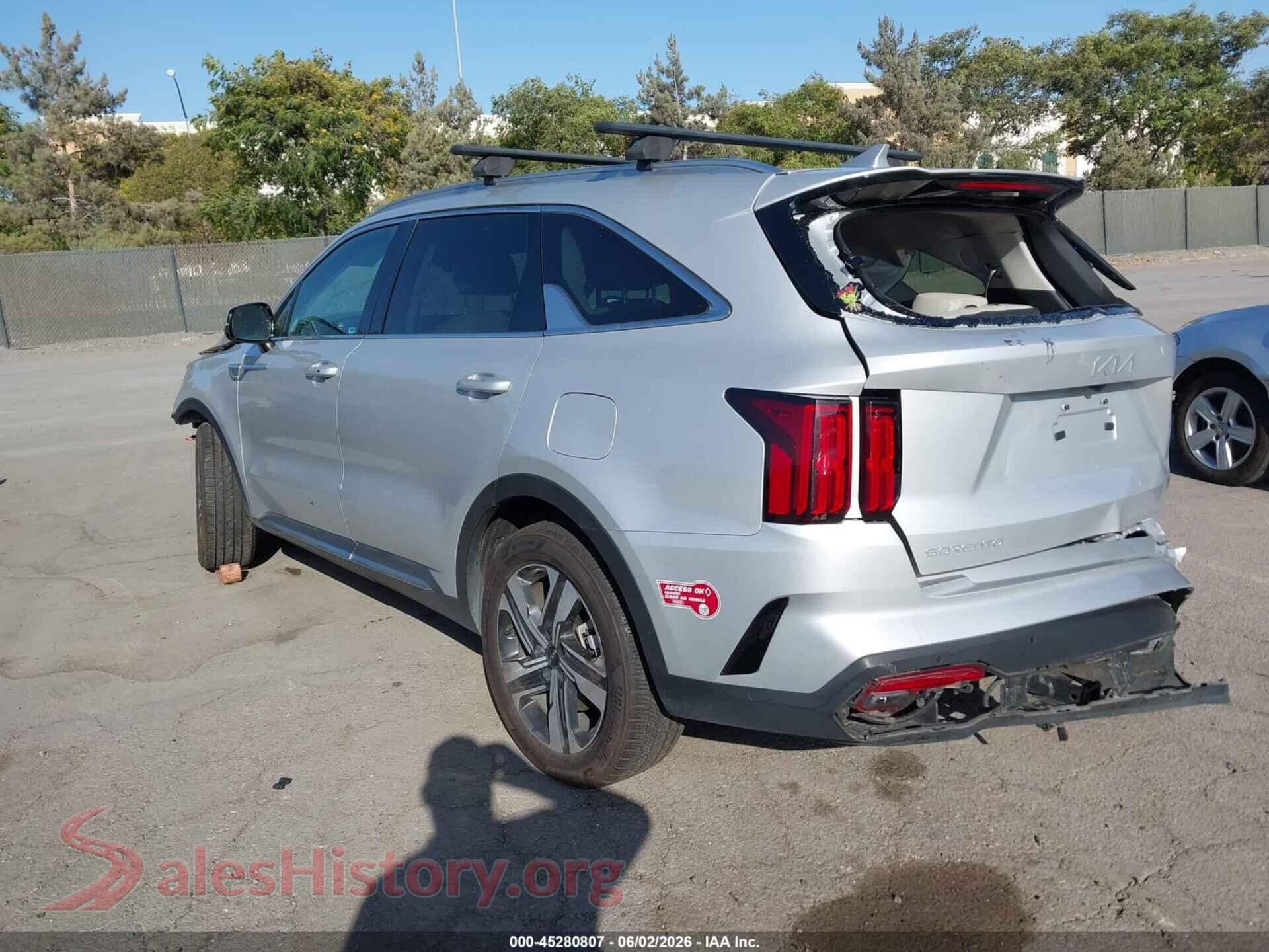 2024 KIA SORENTO PLUG-IN HYBRID VIN KNDRMDLH0R5247006, driver side view