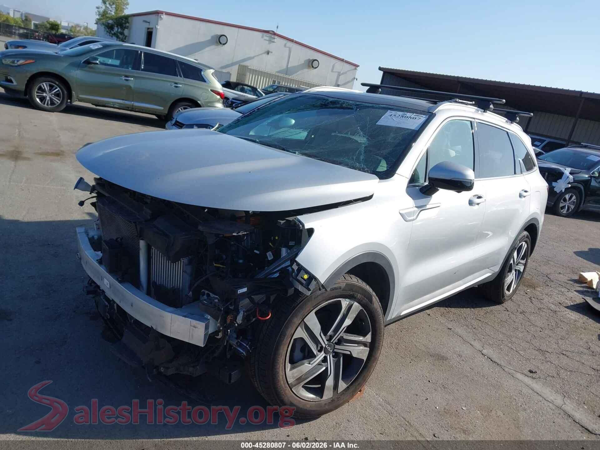 2024 KIA SORENTO PLUG-IN HYBRID VIN KNDRMDLH0R5247006, front view