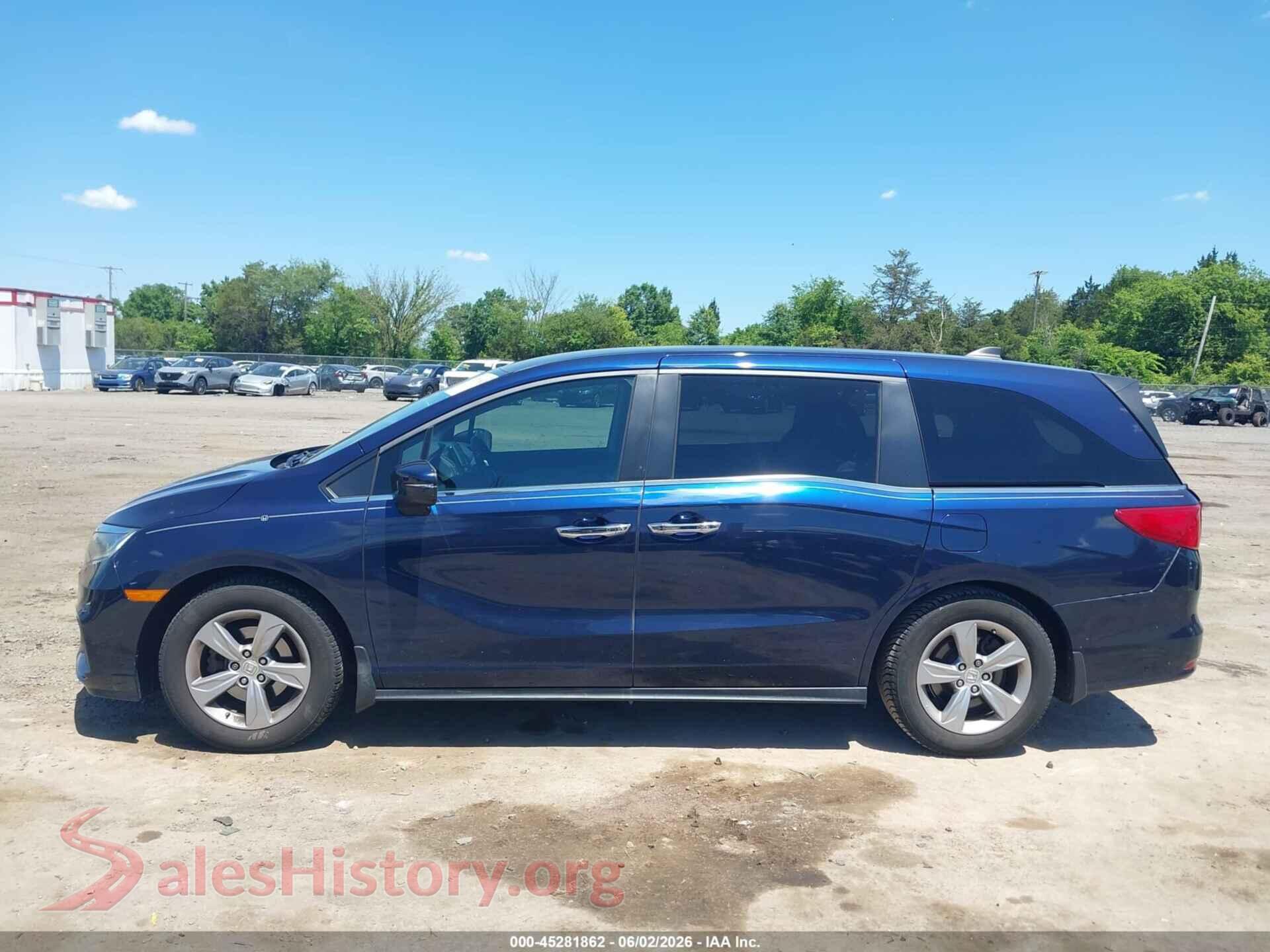 2018 HONDA ODYSSEY VIN 5FNRL6H56JB070509, auction photo 14