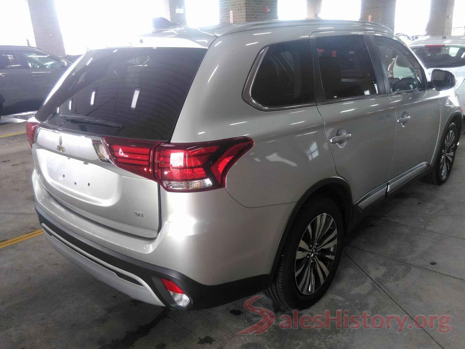 JA4AD3A39LZ040560 2020 Mitsubishi Outlander